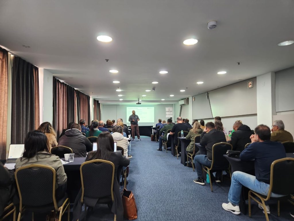 AGOSTO DE 2025 – Curso de atualização e preparatório da Certificação Profissional